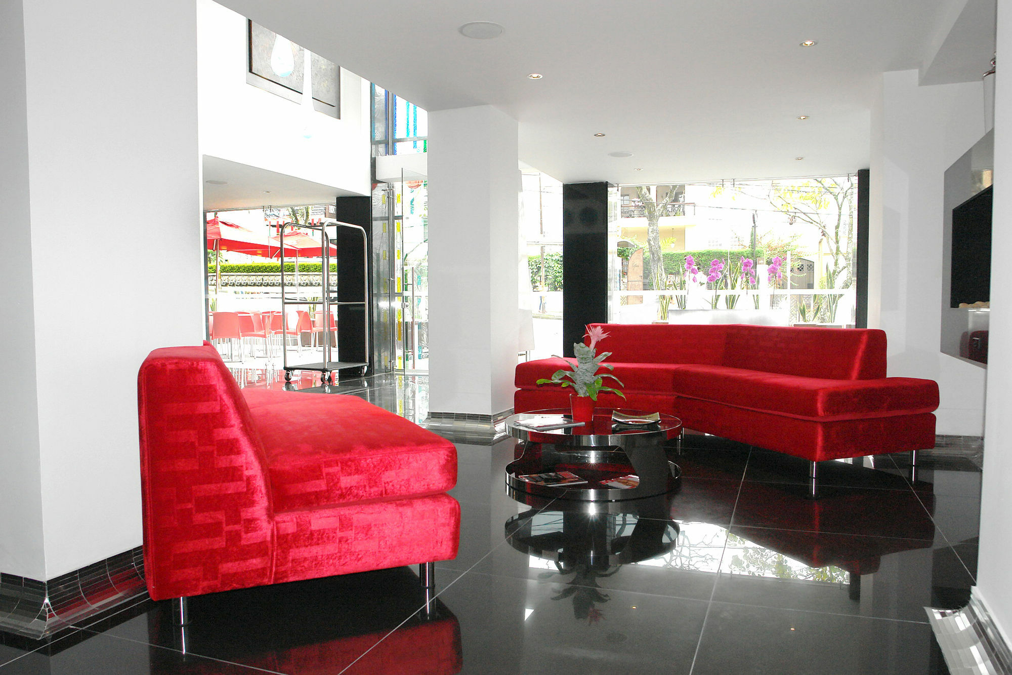 Zi One Luxury Hotel Pereira Luaran gambar